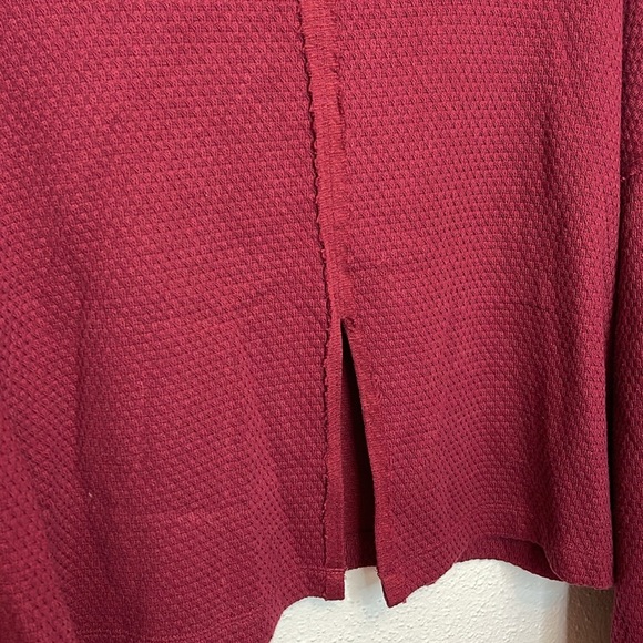 We the Free Queen Pomegranate Red Flowy Sweater NWT Size Medium - Picture 7 of 11